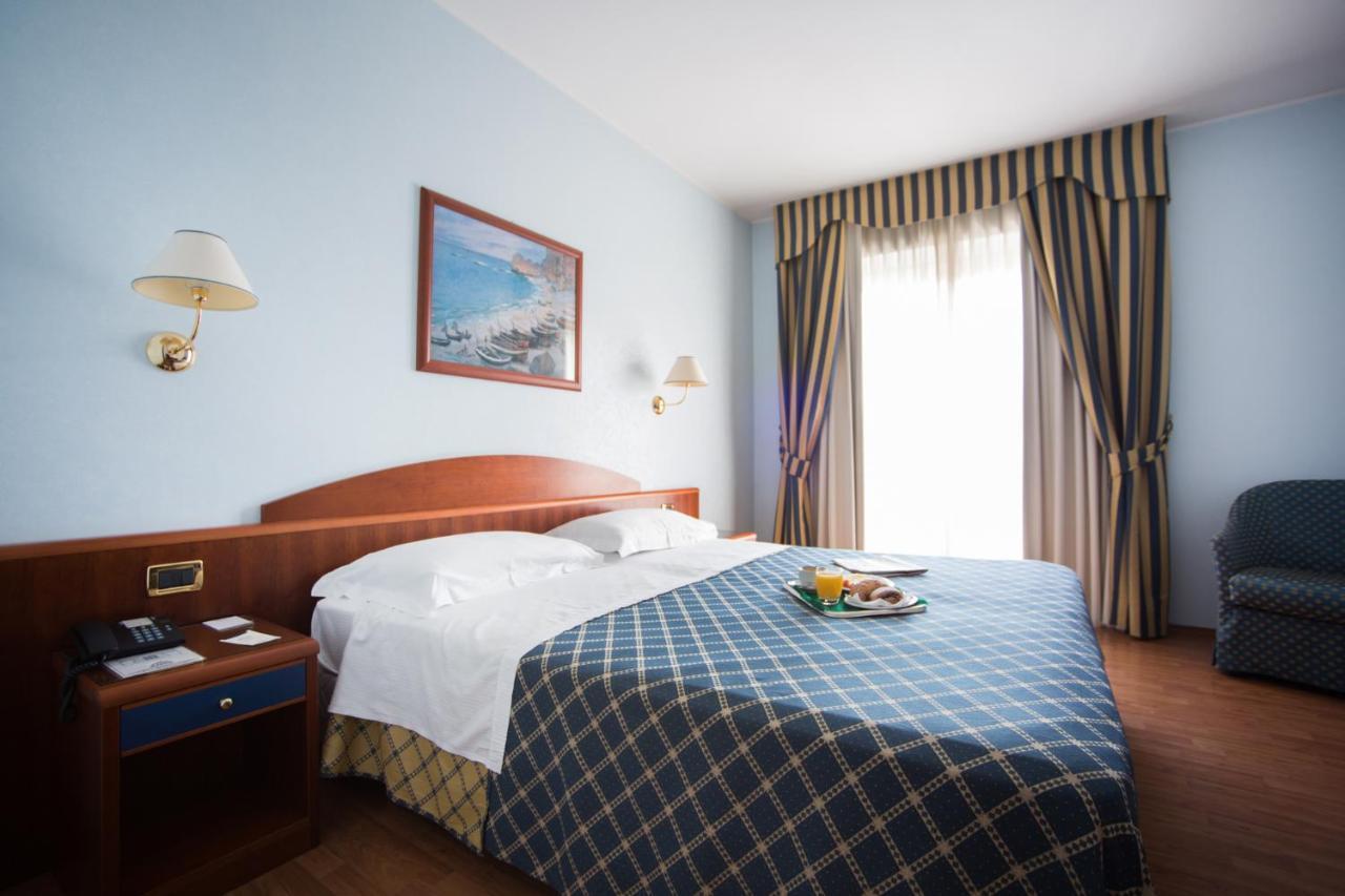 Hotel Levante Фоссачезия Экстерьер фото