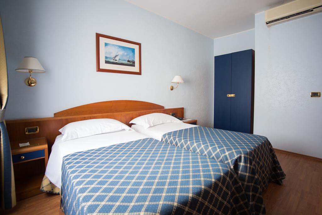 Hotel Levante Фоссачезия Экстерьер фото