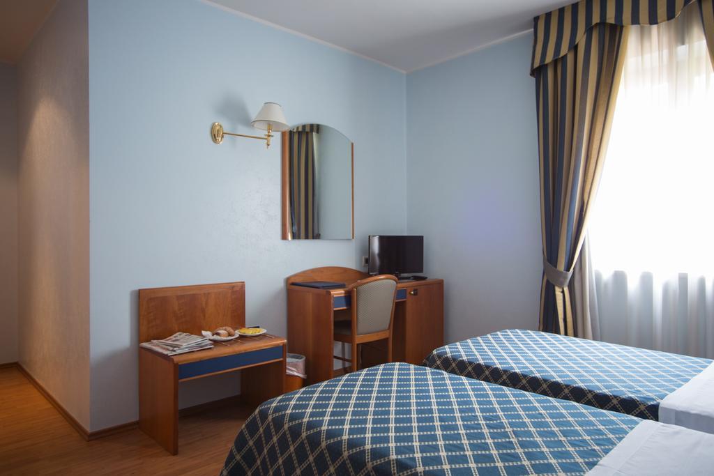 Hotel Levante Фоссачезия Экстерьер фото
