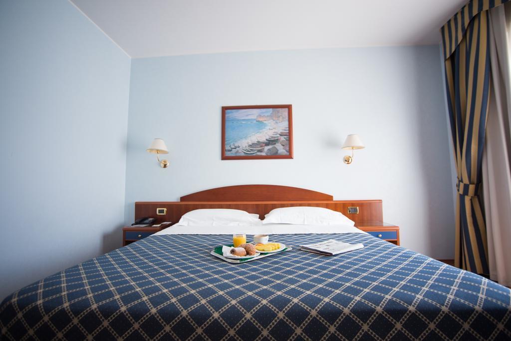 Hotel Levante Фоссачезия Экстерьер фото