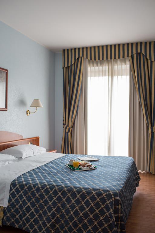 Hotel Levante Фоссачезия Экстерьер фото