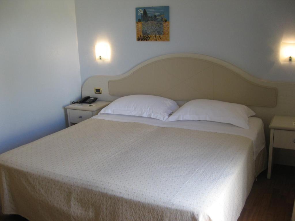 Hotel Levante Фоссачезия Номер фото