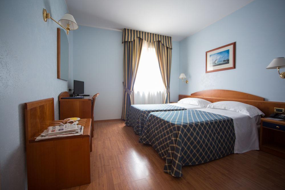 Hotel Levante Фоссачезия Экстерьер фото