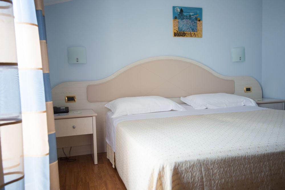 Hotel Levante Фоссачезия Экстерьер фото