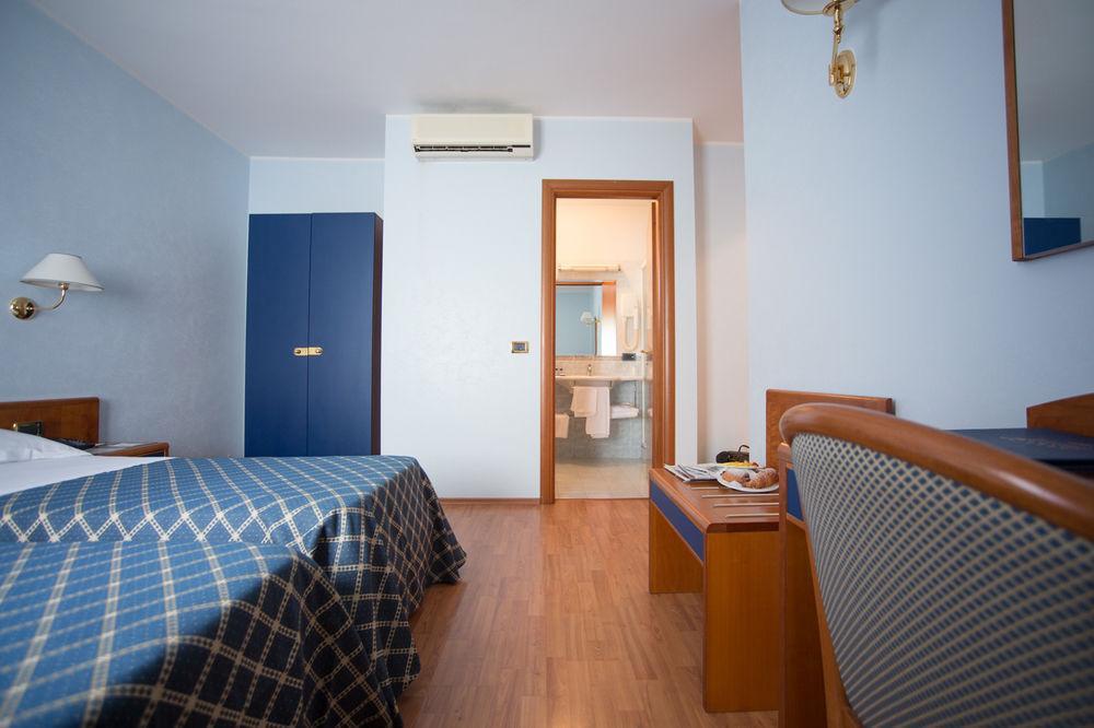 Hotel Levante Фоссачезия Экстерьер фото