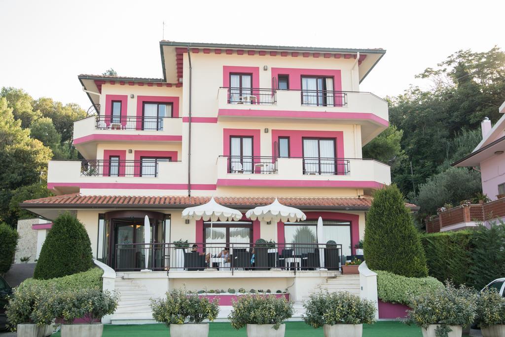 Hotel Levante Фоссачезия Экстерьер фото