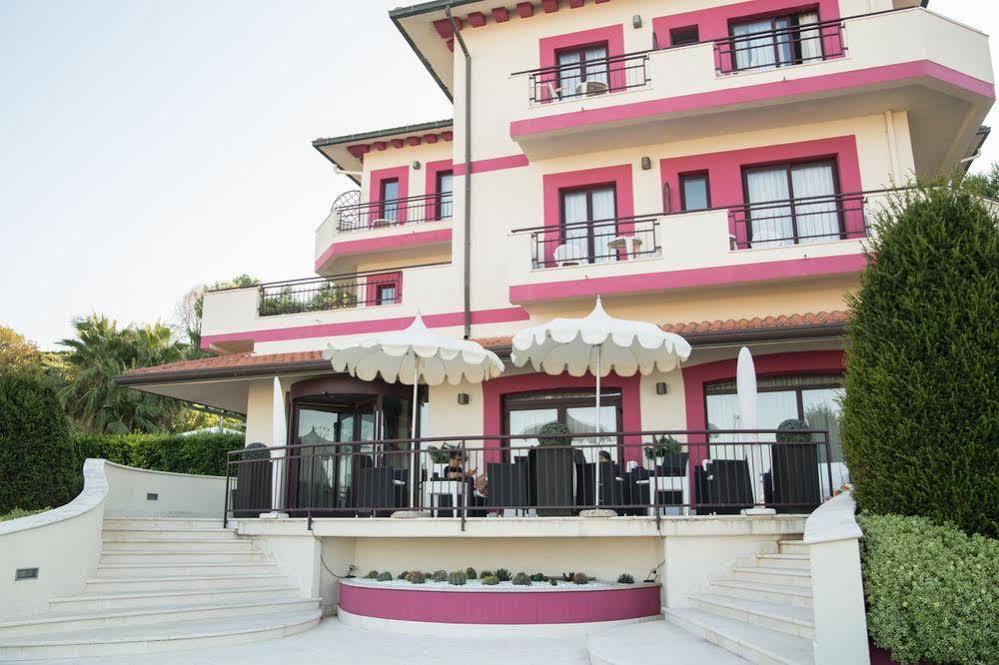Hotel Levante Фоссачезия Экстерьер фото